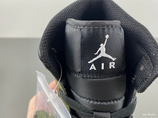 White Lightweight 1 3096 Black DQ8426-  Olive Mid 7 Jordan 0825